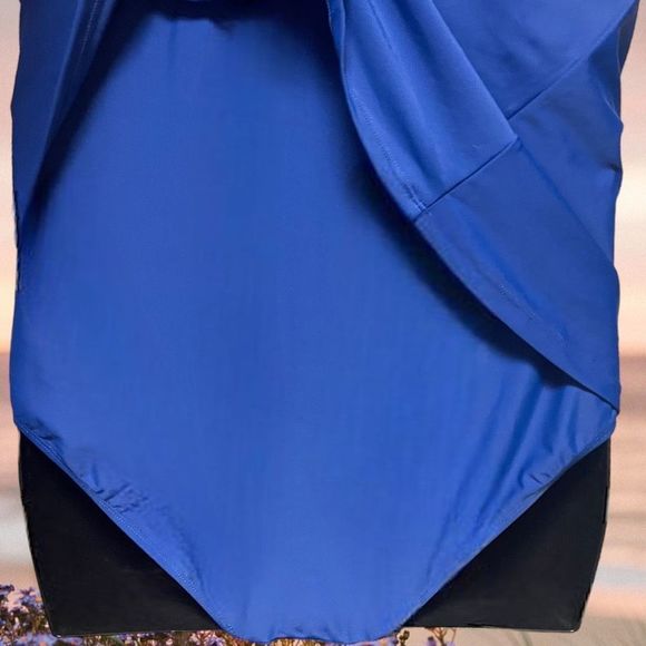 Torrid Blue Active Wireless Scoop Back One Piece Swimsuit Size 2 2XL NWT - Picture 11 of 12